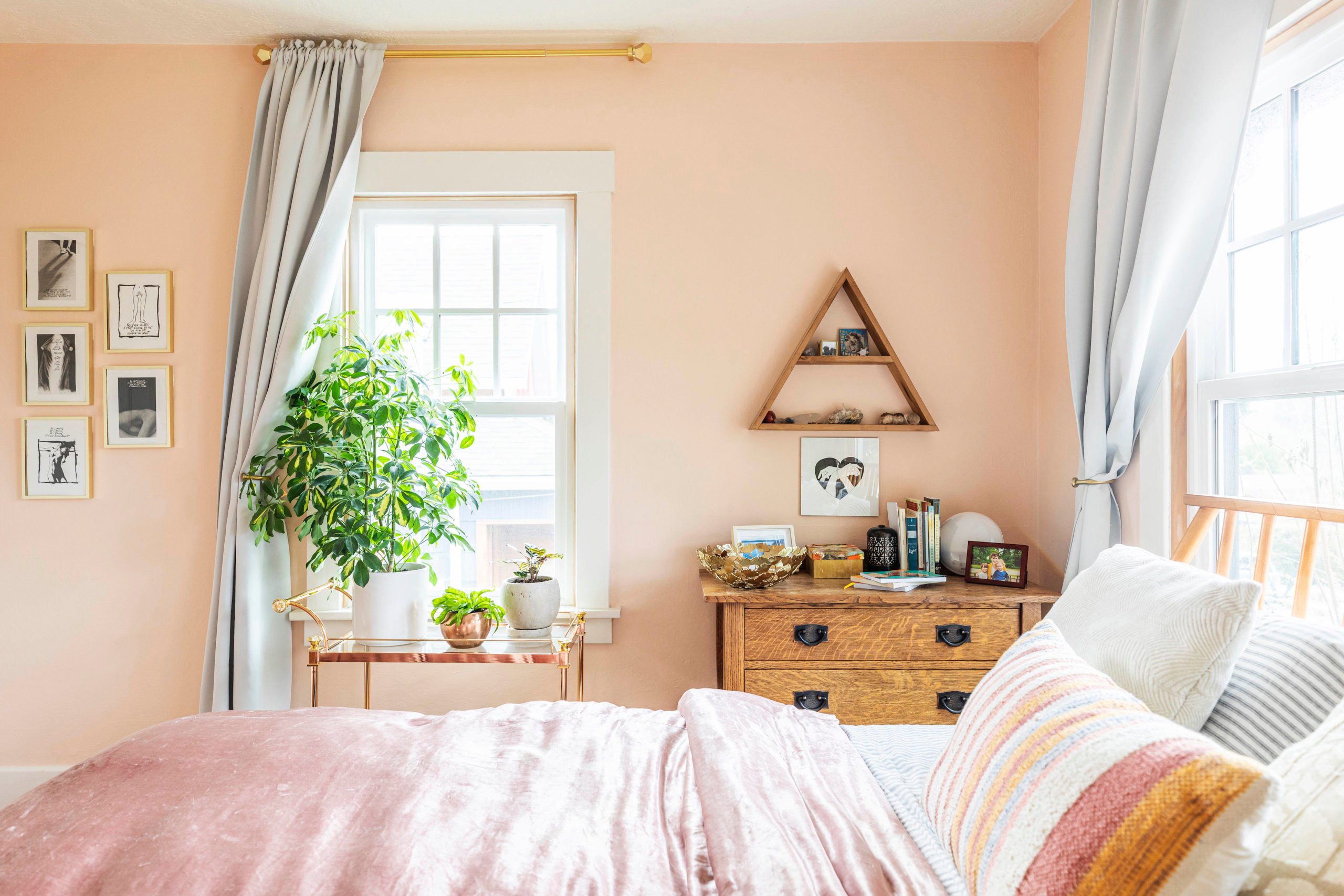 Colorful house tour in Portland Oregon