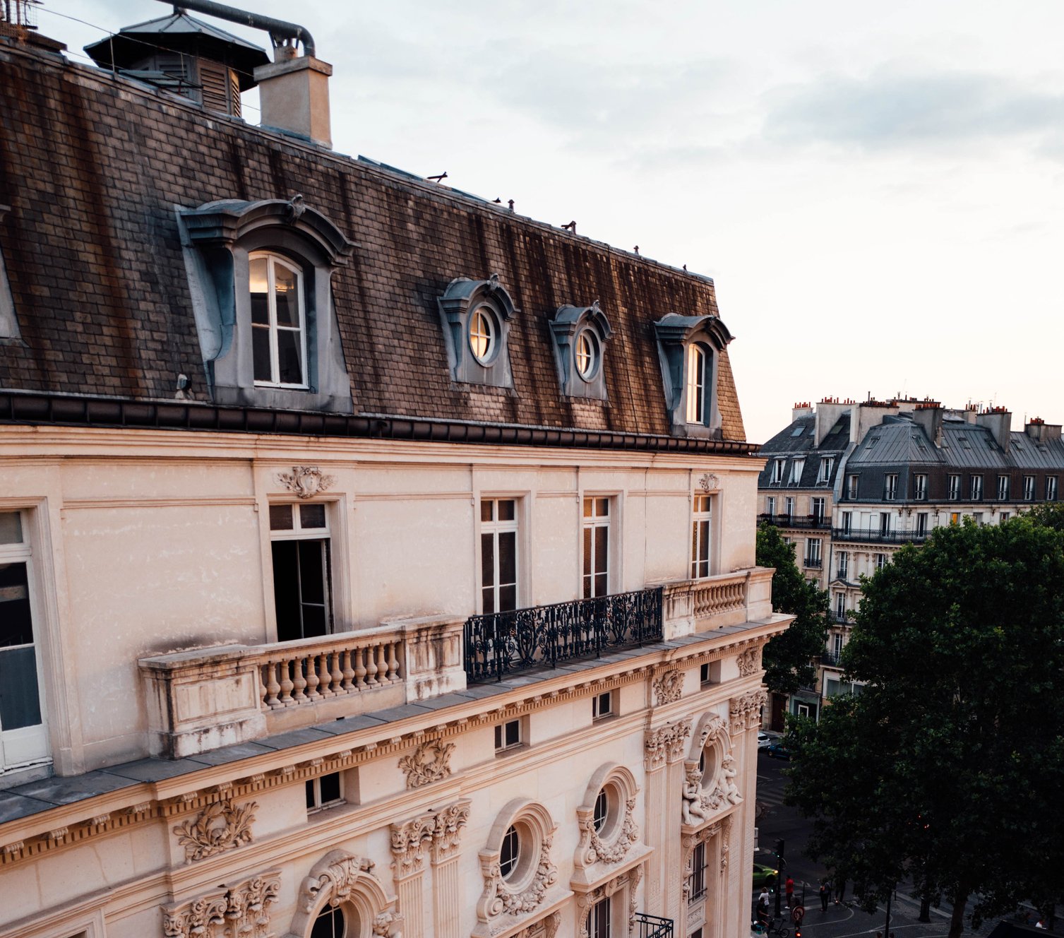 paris rooftops windows