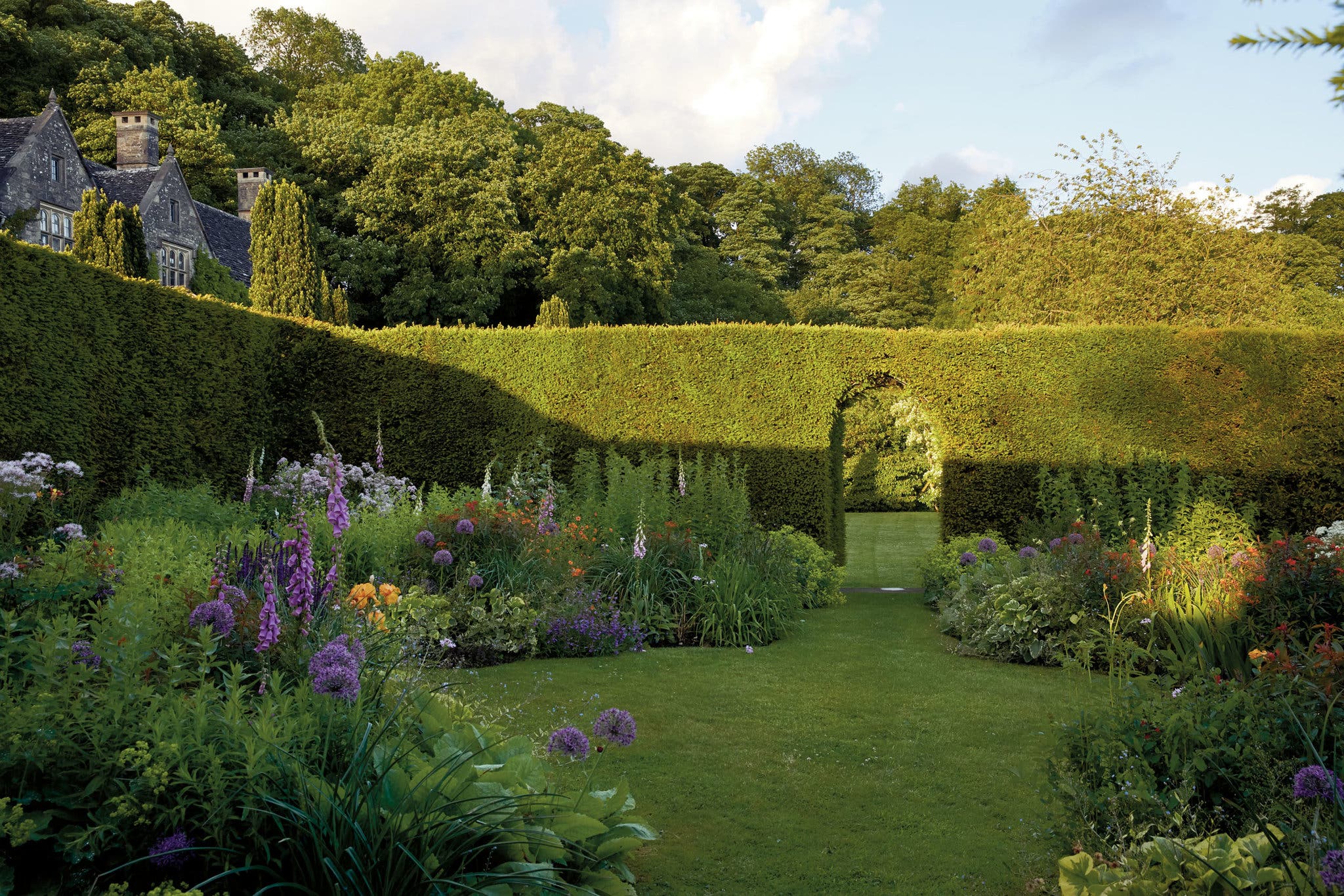 Ian McEwan cotswolds garden england