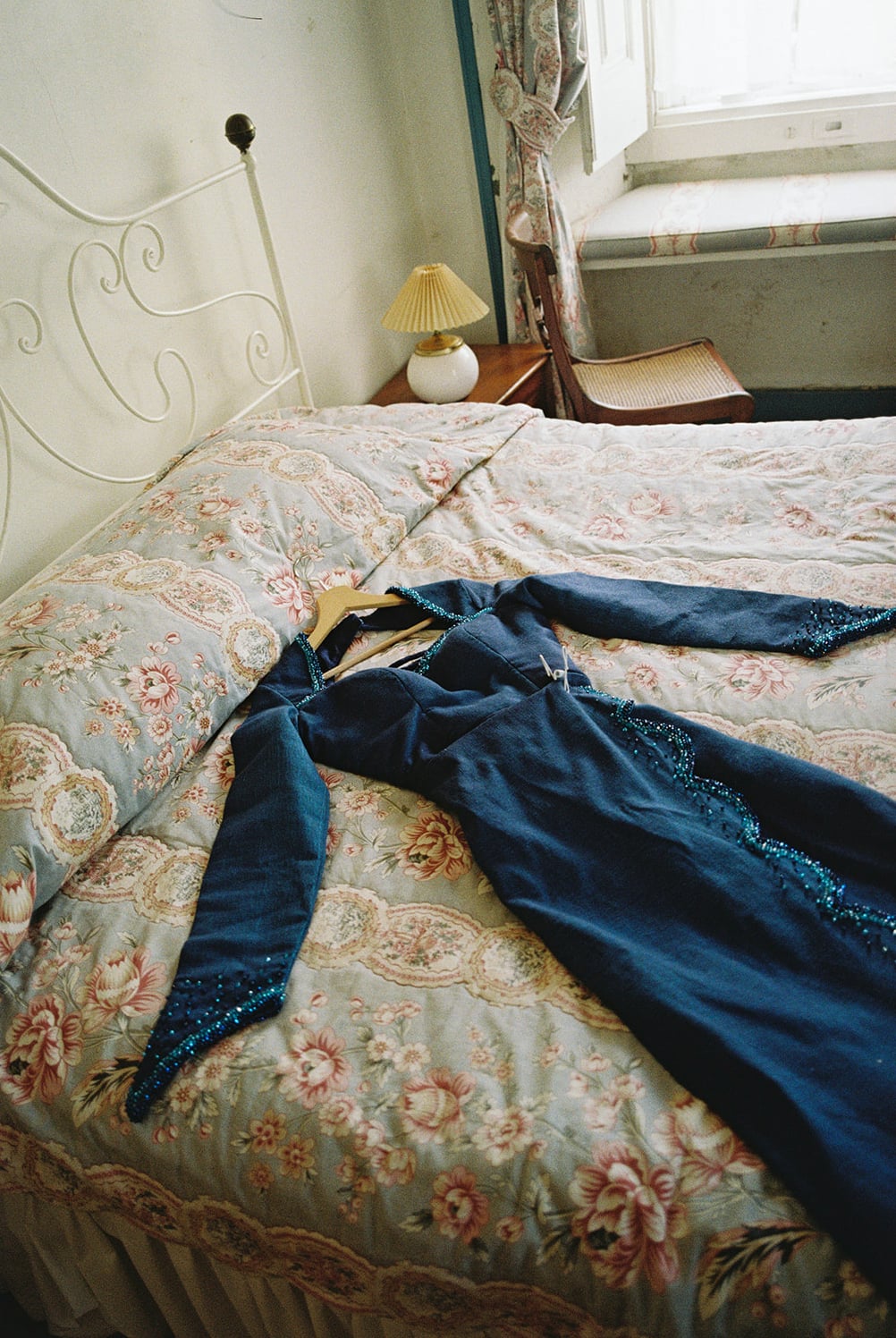 a colorful Nigerian wedding with lots of dancing