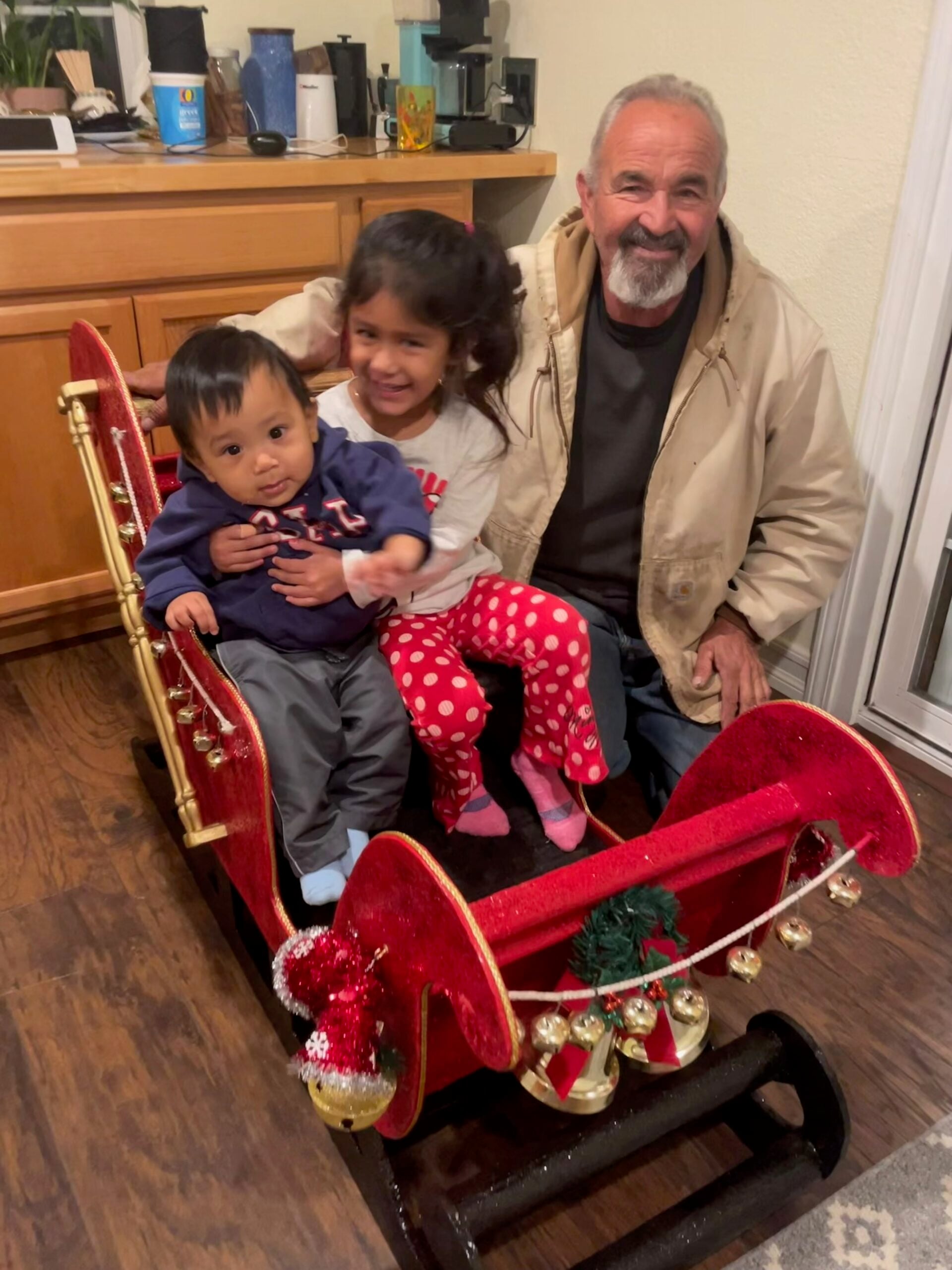 On unexpected friendships