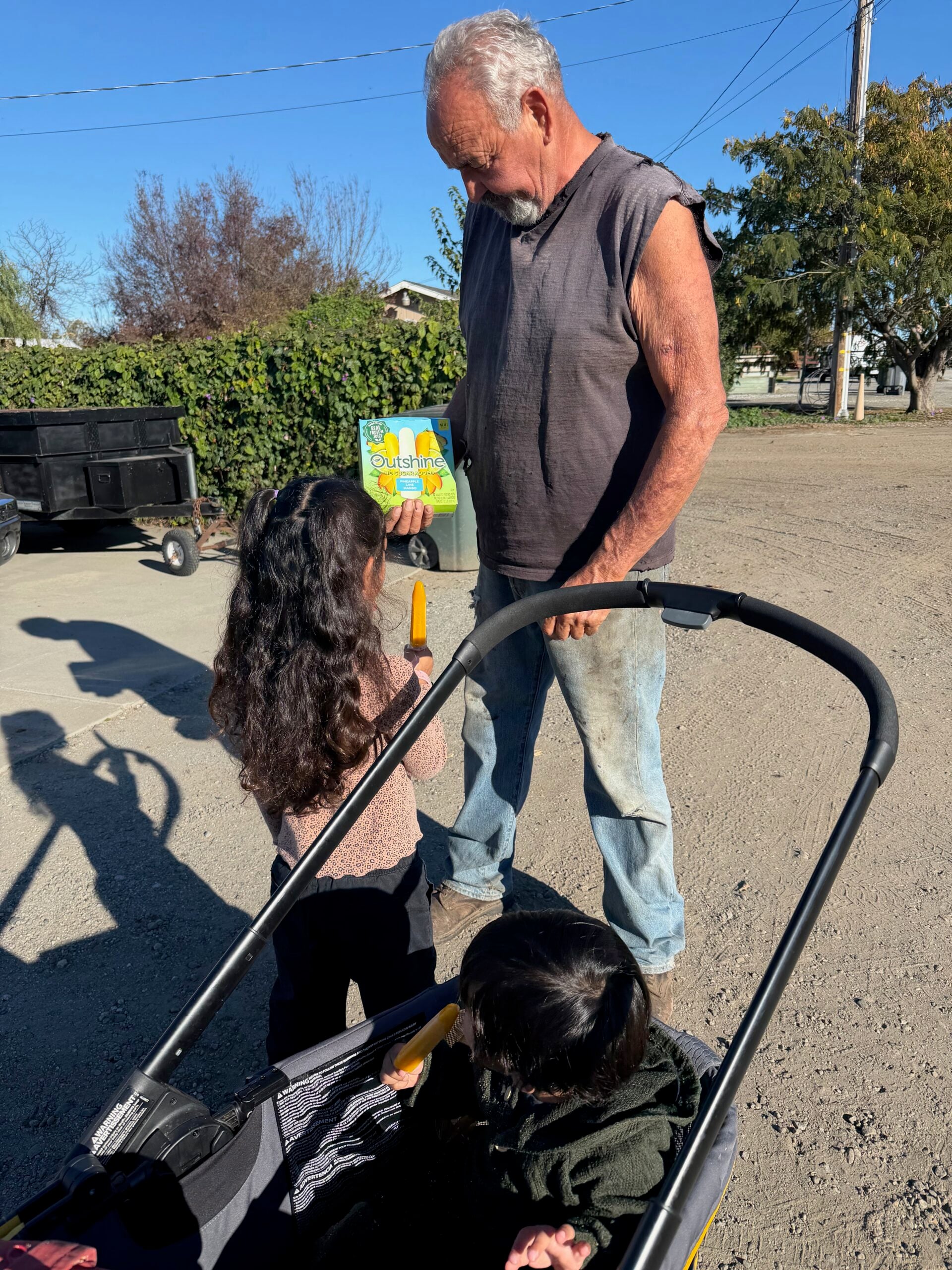 On unexpected friendships