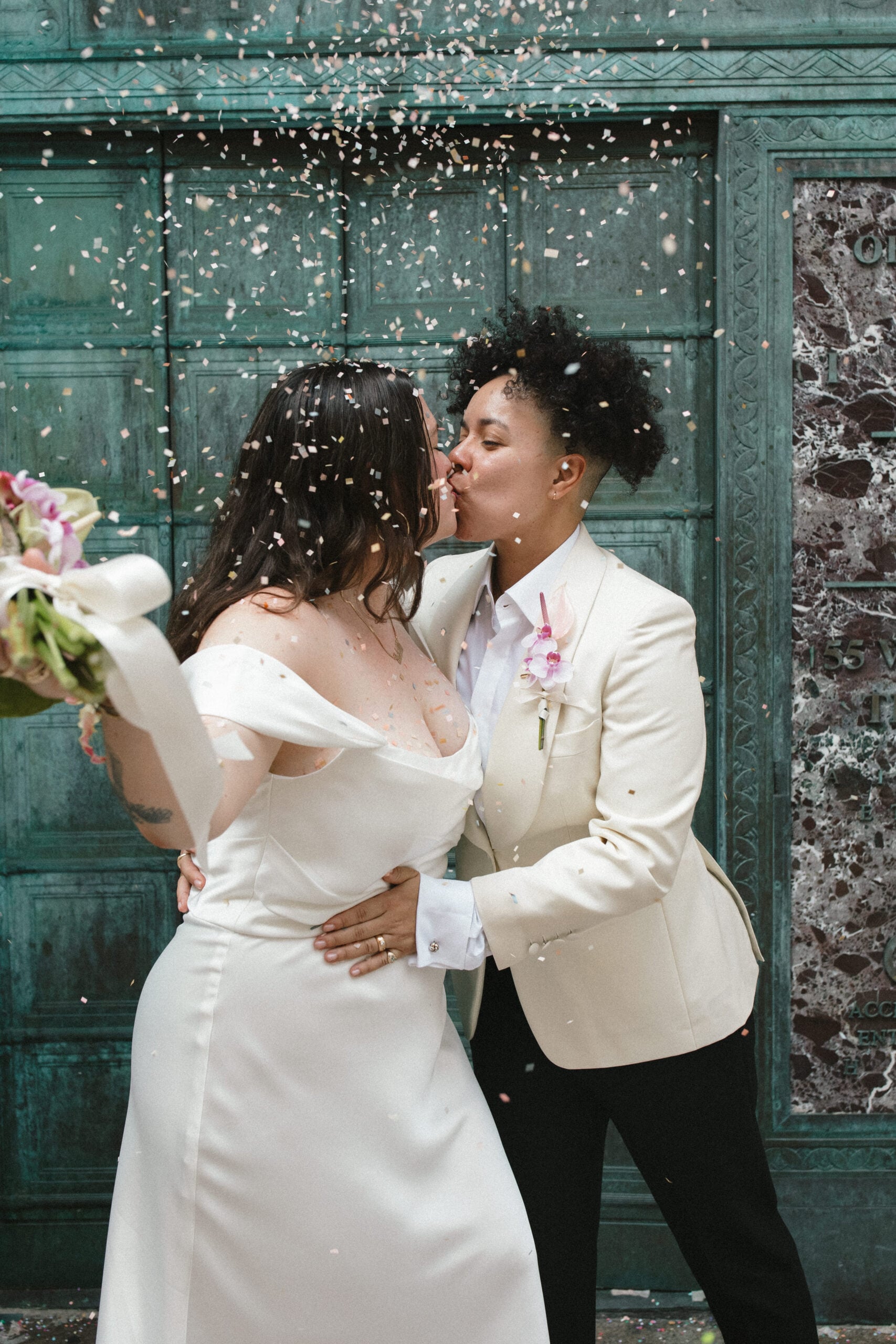 How Great Are These Wedding Photos?!
