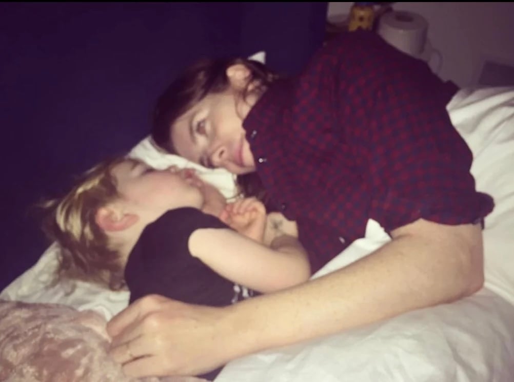 How to Take Better Photos of Moms (Listen Up, Dads)