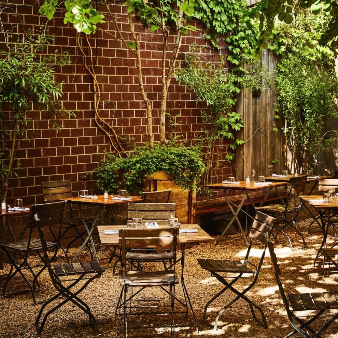 frankies spuntino backyard