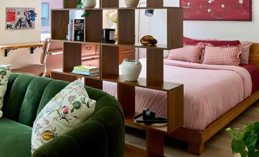 A Graphic Designer’s 330-Square-Foot Studio in Brooklyn